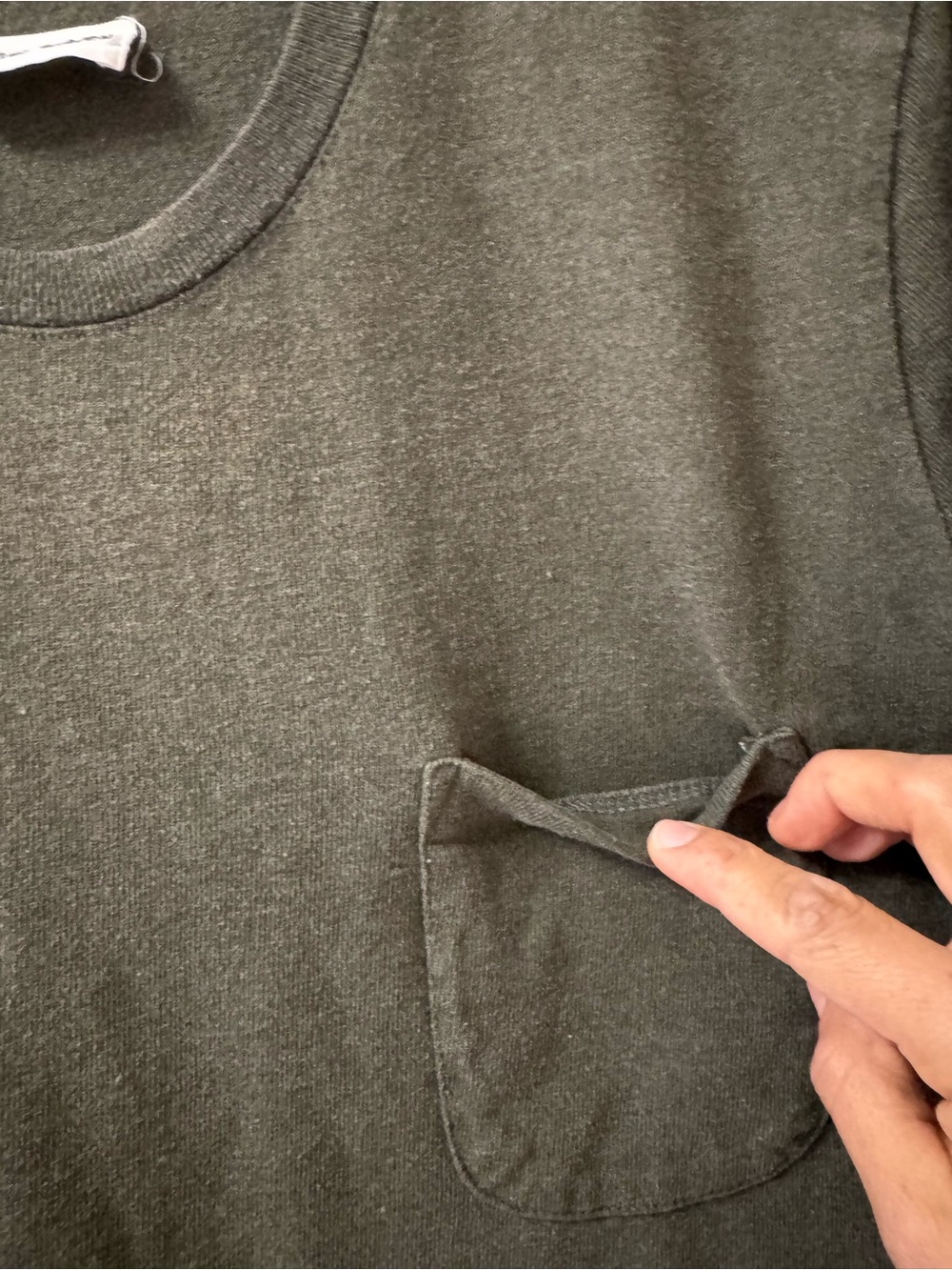 Taylor Stitch Olive Green Pocket Tee It doesn't have a tag, but I included the m - Picture 5 of 8
